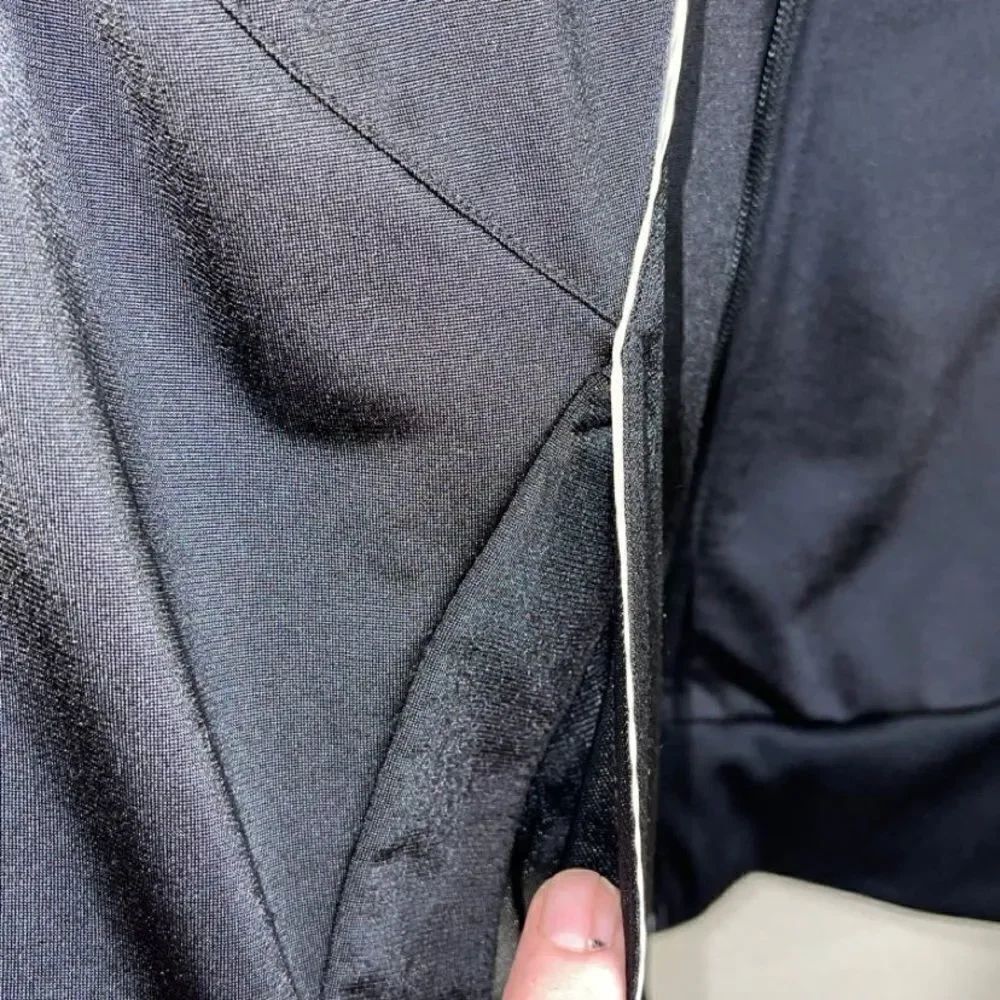 💜 Adidas  zip front jacket - Picture 3 of 9